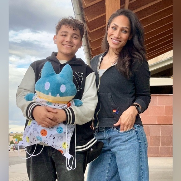 Posh Ambassador Adaline Grace   (Never Give Up JJ) - Picture 2 of 15